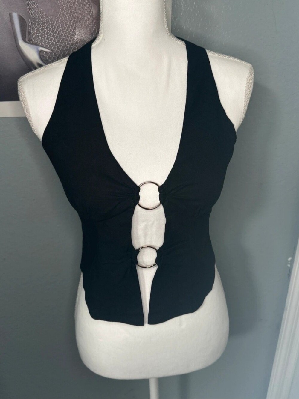 White Fox Black Halter Ring-Front Crop Top